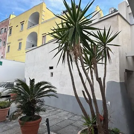 La Scogliera Procida